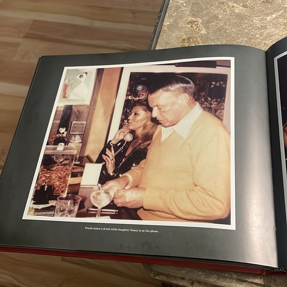 Frank Sinatra The Family Album Book - Picture 5 of 9